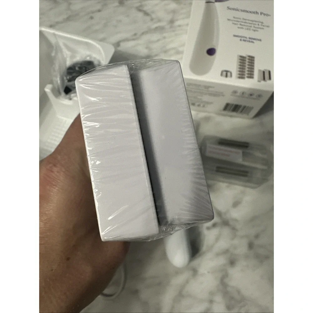 Michael Todd Sonicsmooth Pro+ Sonic Dermaplaning and Facial Hair/Open Box/NEW